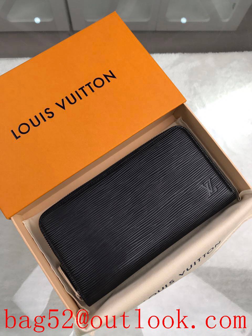 LV Louis Vuitton long black epi leather zipper wallet purse M60072