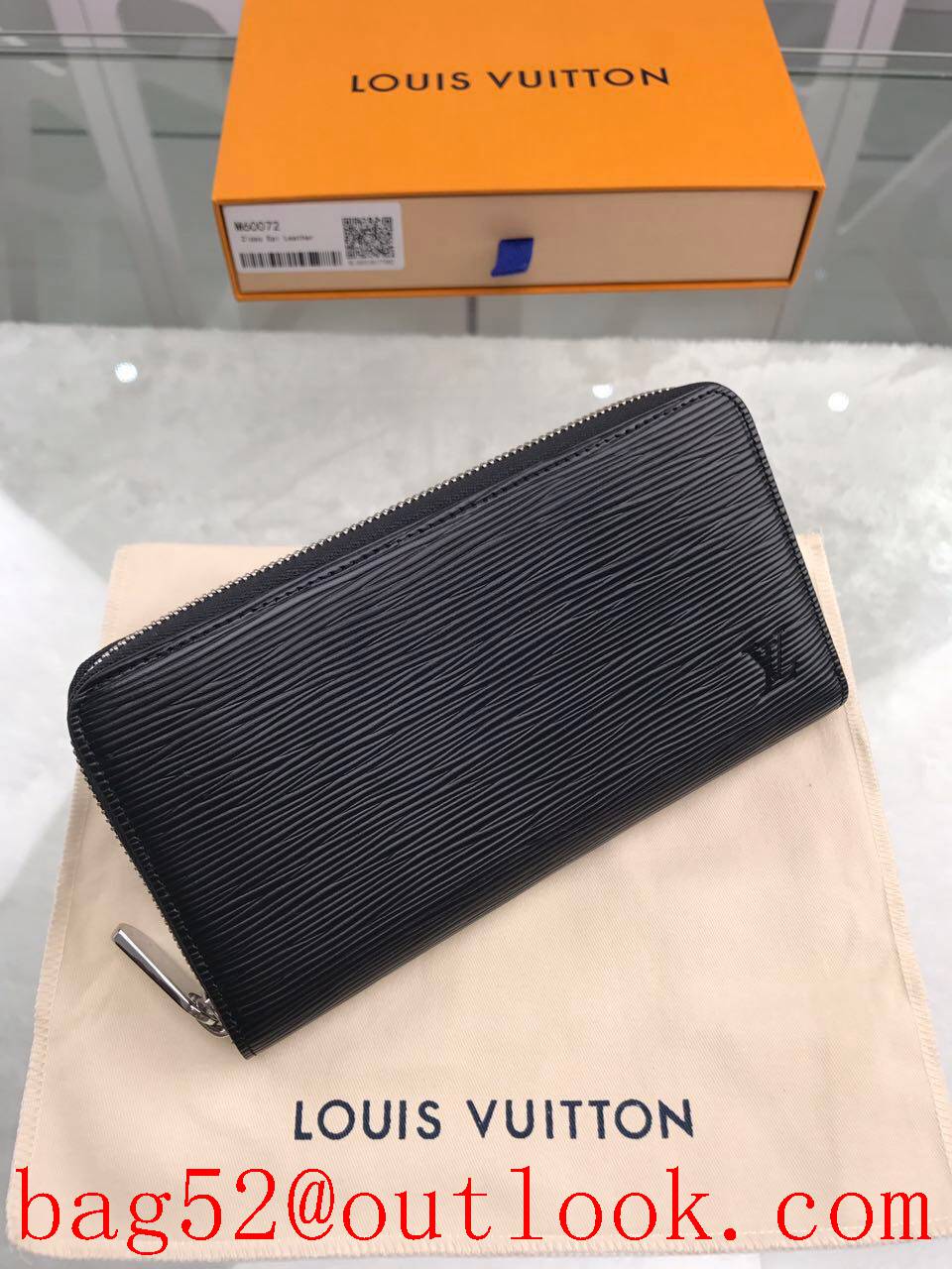 LV Louis Vuitton long black epi leather zipper wallet purse M60072