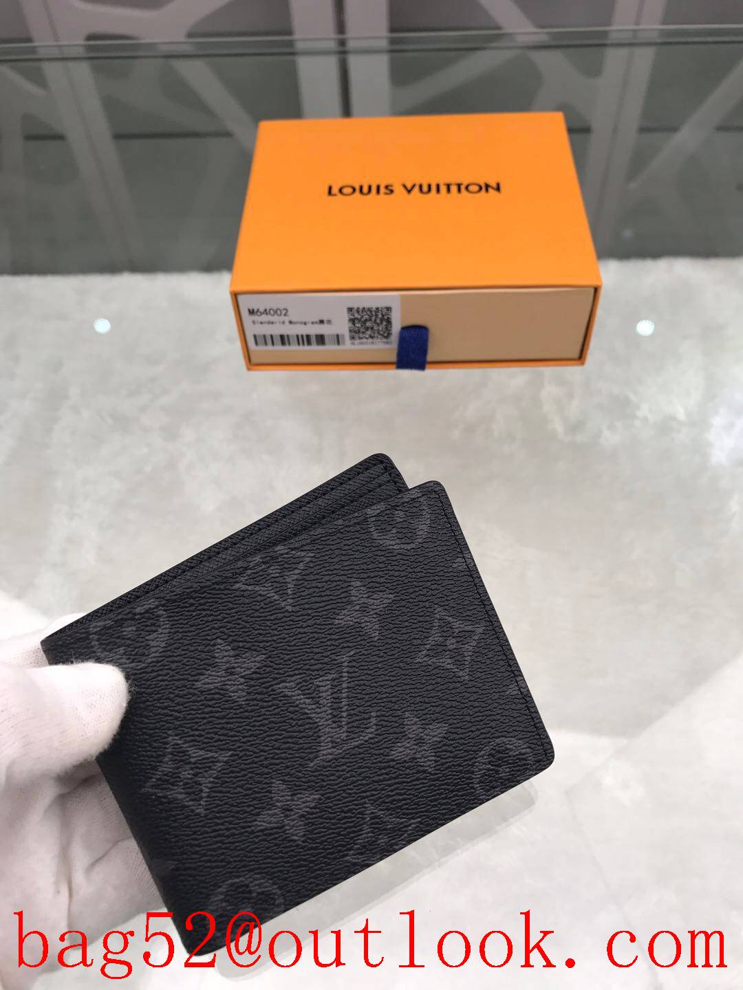 LV Louis Vuitton black monogram M64002 short wallet card holder purse M64002