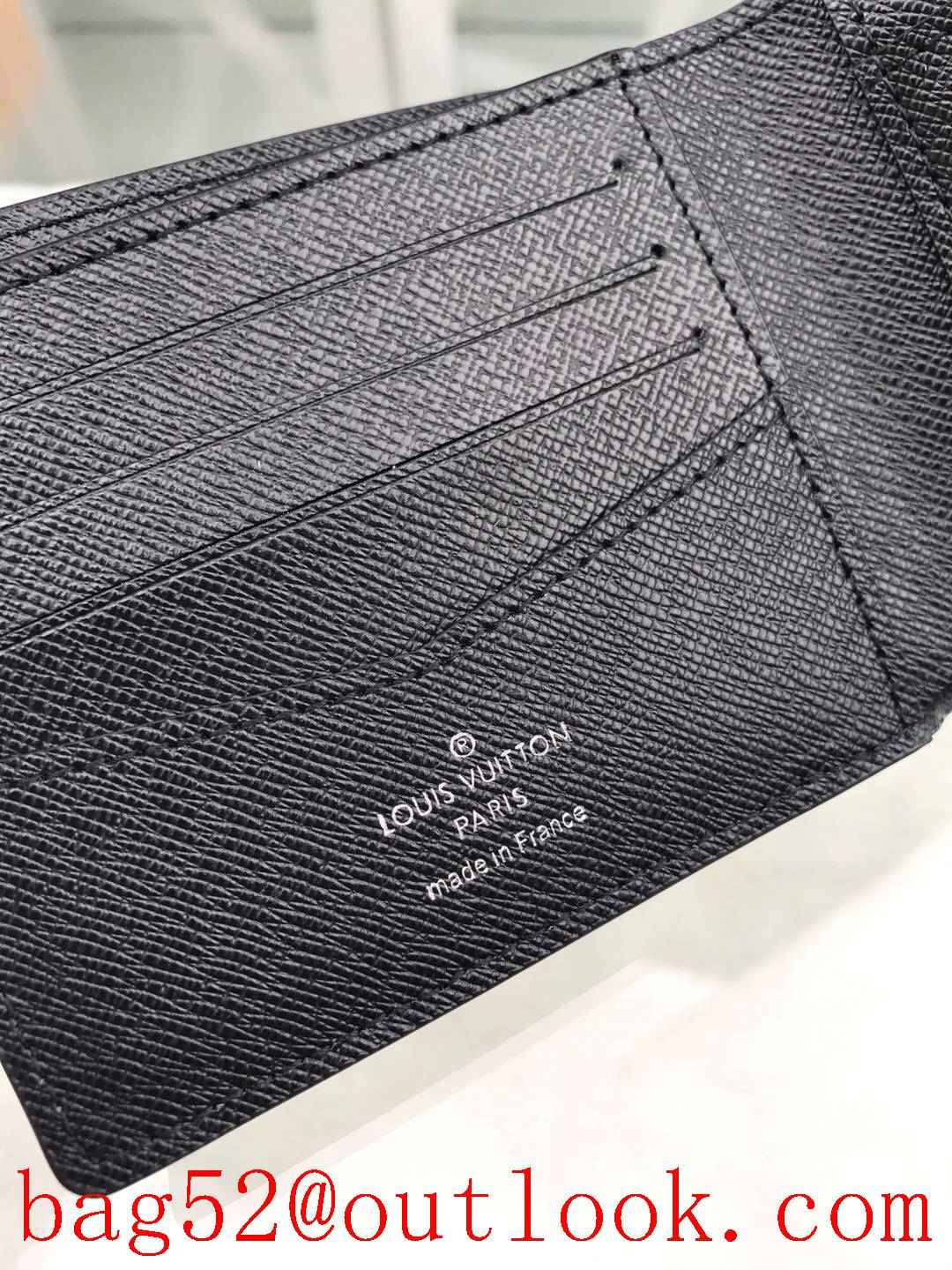 LV Louis Vuitton black Taiga leather small pocket wallet purse M64005