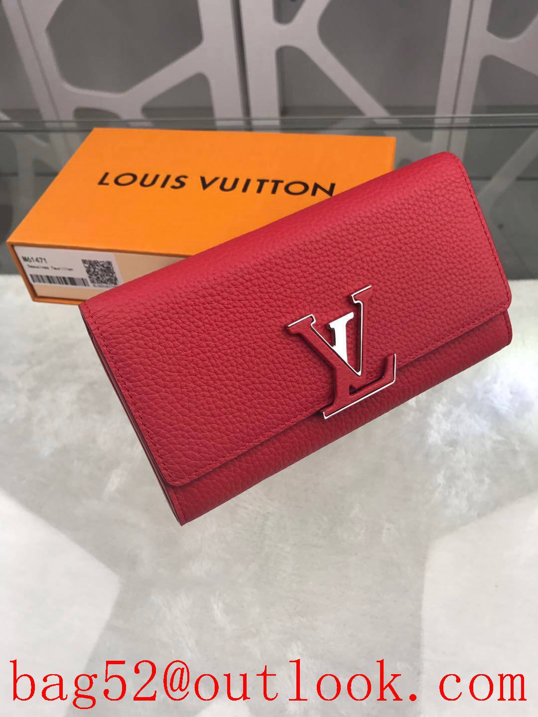 LV Louis Vuitton red leather large leather flap wallet purse M61471