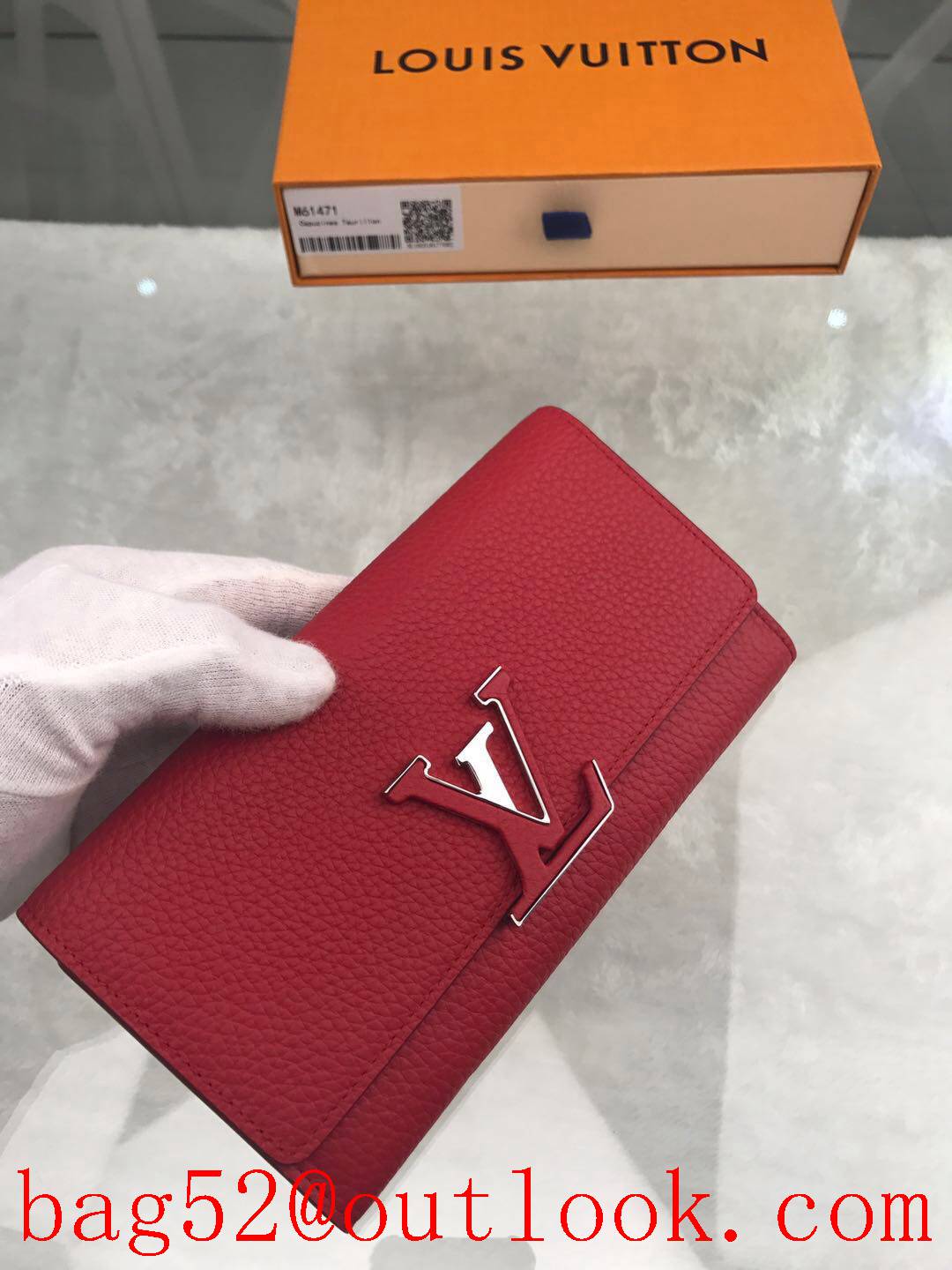 LV Louis Vuitton red leather large leather flap wallet purse M61471