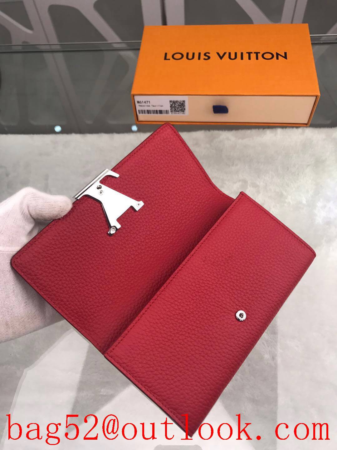 LV Louis Vuitton red leather large leather flap wallet purse M61471