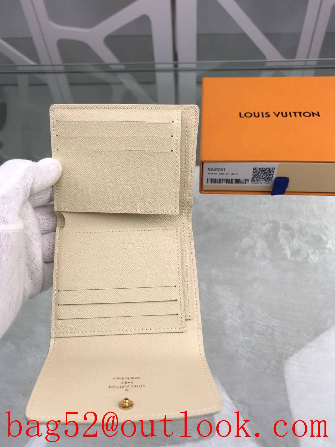 LV Louis Vuitton Anais white damier 3 folded wallet purse N63241