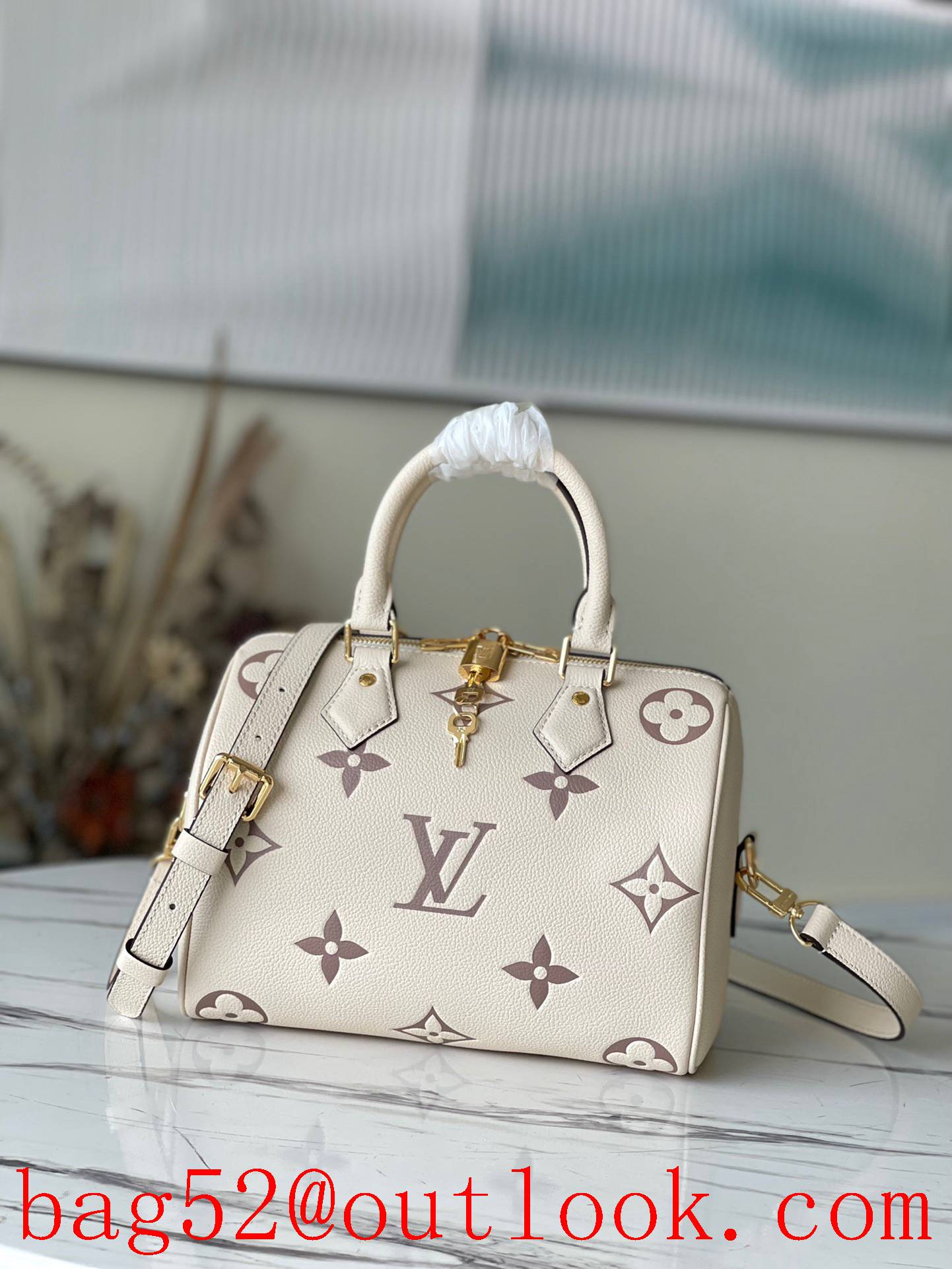 LV Louis Vuitton Monogram Speedy Bandouliere 25 Bag Handbag M58947 Cream