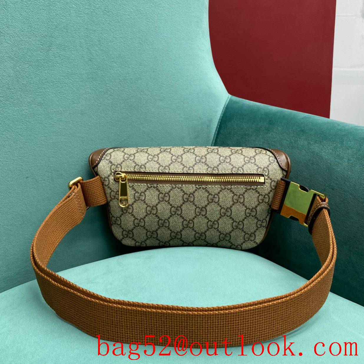 Gucci Retro Belt medium brown chest metal buckle handbag