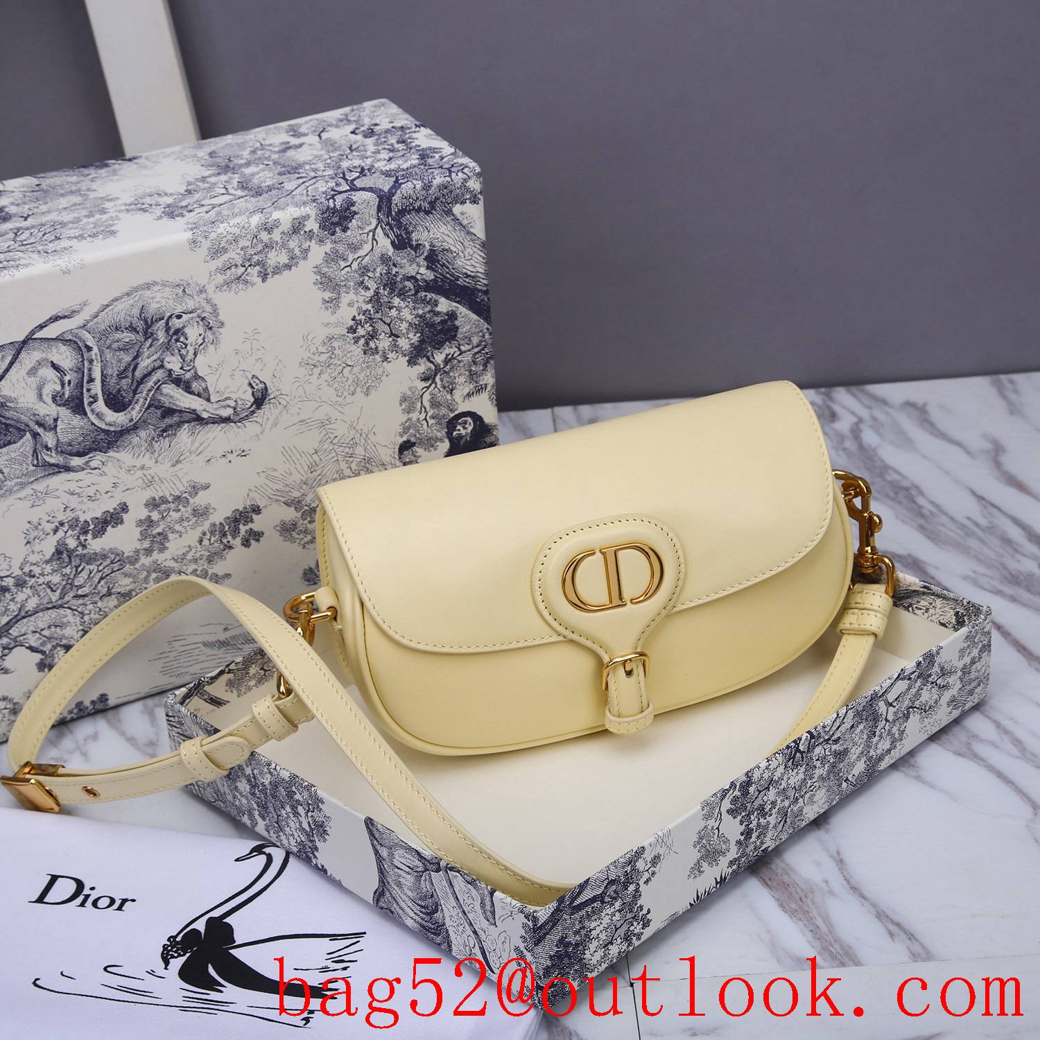 Dior bobby cream underarm shoulder crossbody Calfskin wear-resistant medium bag