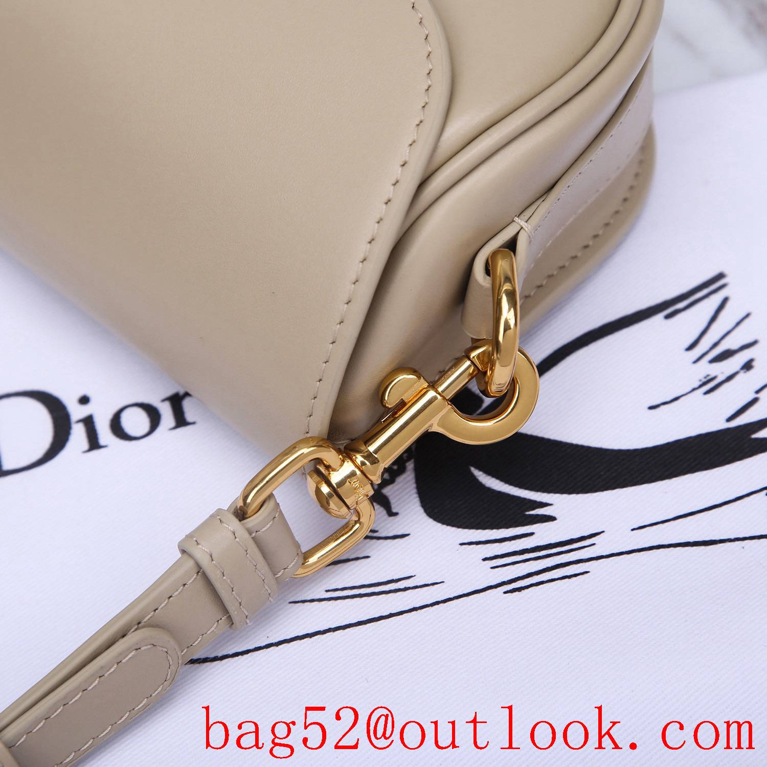 Dior bobby light cream medium underarm shoulder crossbody Calfskin wear-resistant bag