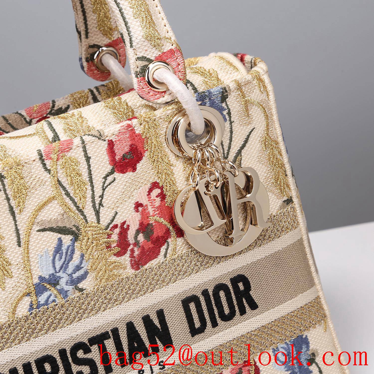 Dior Lady Dior's five-pattern embroidered hibiscus flower Light Gold Finish Metal tote bag