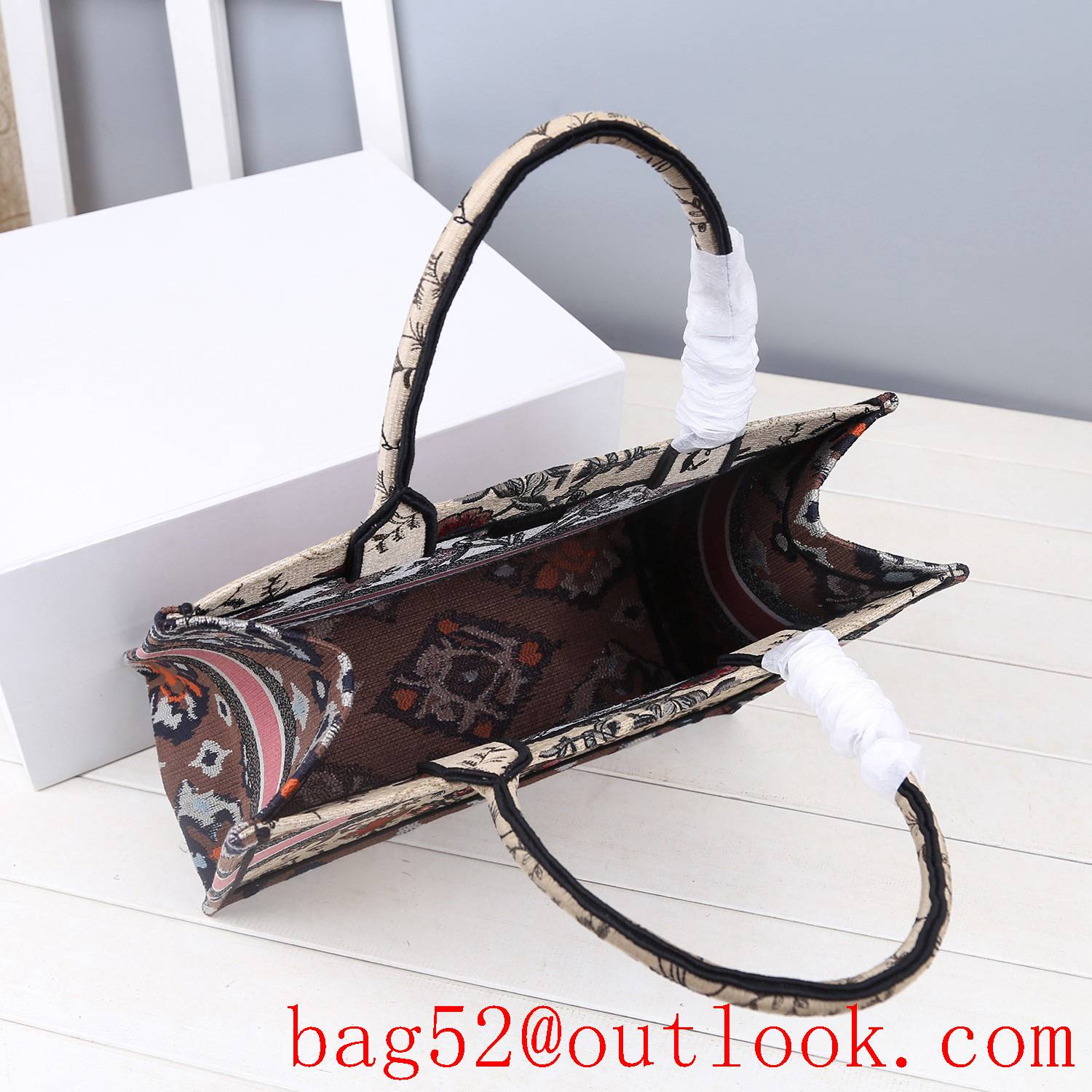 Dior small Mushroom printing Exquisite embroidery craftsmanship flower tote handbag