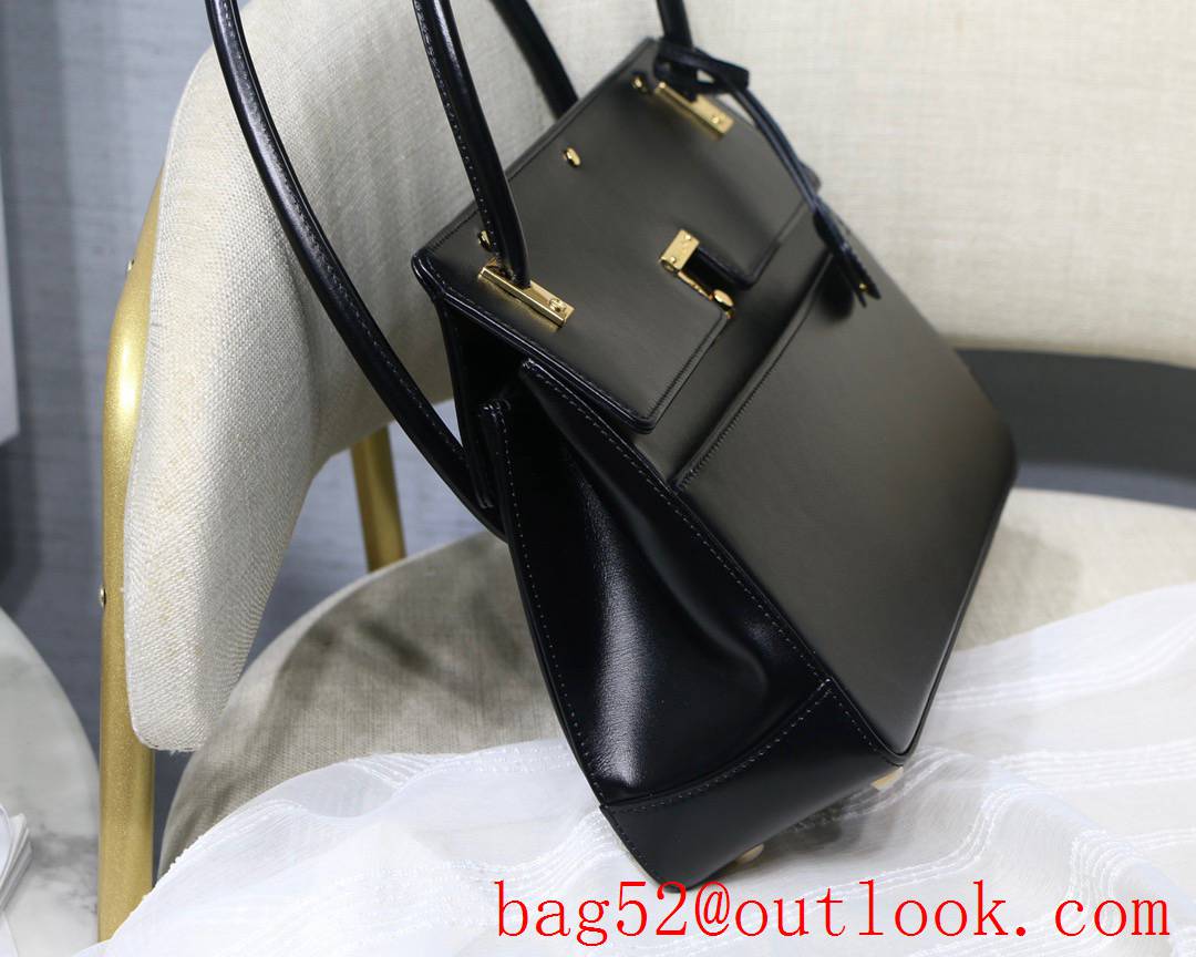 Dior new Parisienne bag Vintage Design Practical Features Smooth Calfskin Closure black handbag