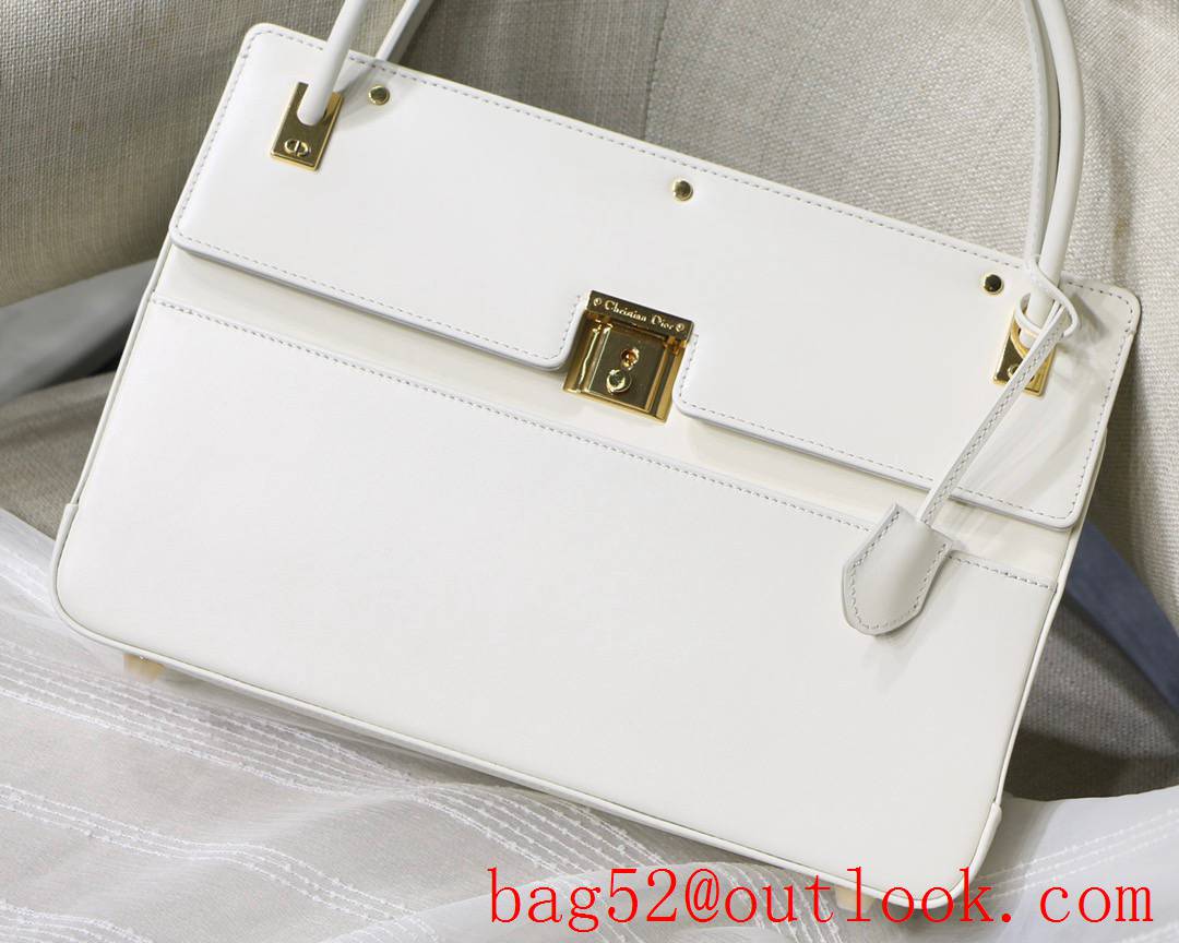 Dior new Parisienne bag Vintage Design Practical Features Smooth Calfskin Closure white handbag