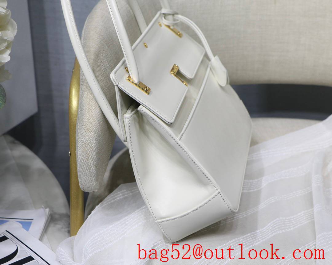 Dior new Parisienne bag Vintage Design Practical Features Smooth Calfskin Closure white handbag