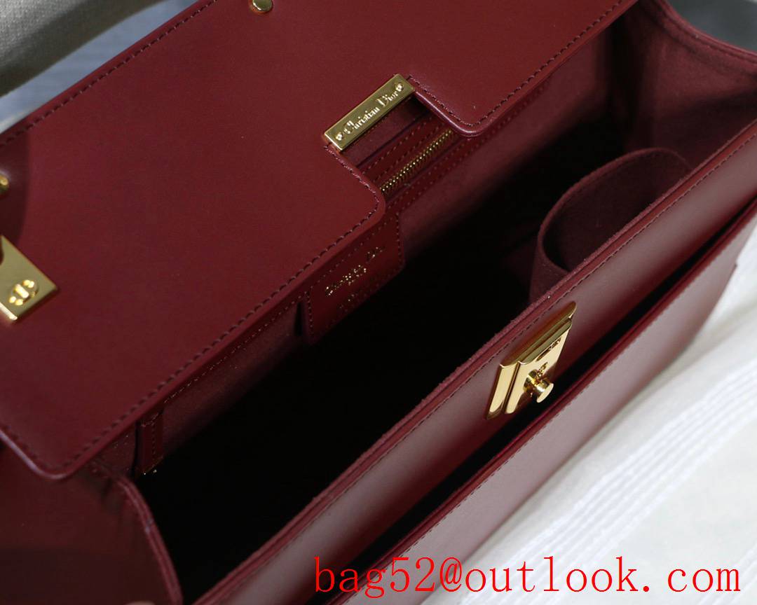 Dior new Parisienne bag Vintage Design Practical Features Smooth Calfskin Closure winered handbag