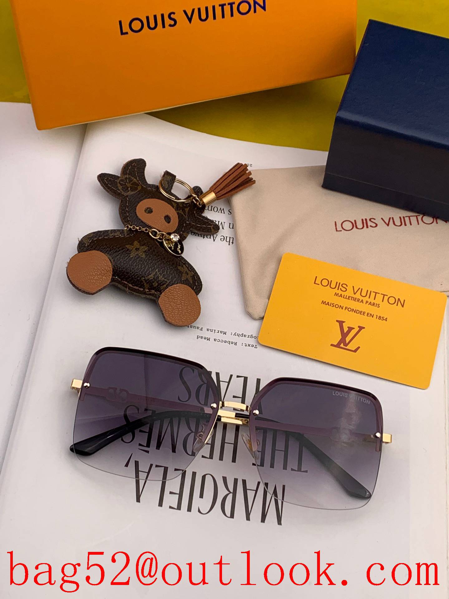 LV Louis Vuitton large frame classic box design Sunglasses