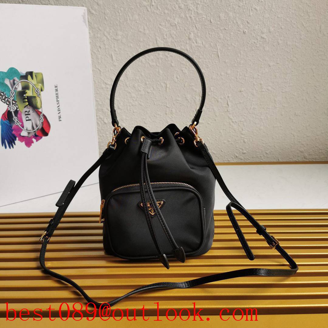 Prada black shoulder handbag imported coarse cross bucket grain cowhide bag 3A copy