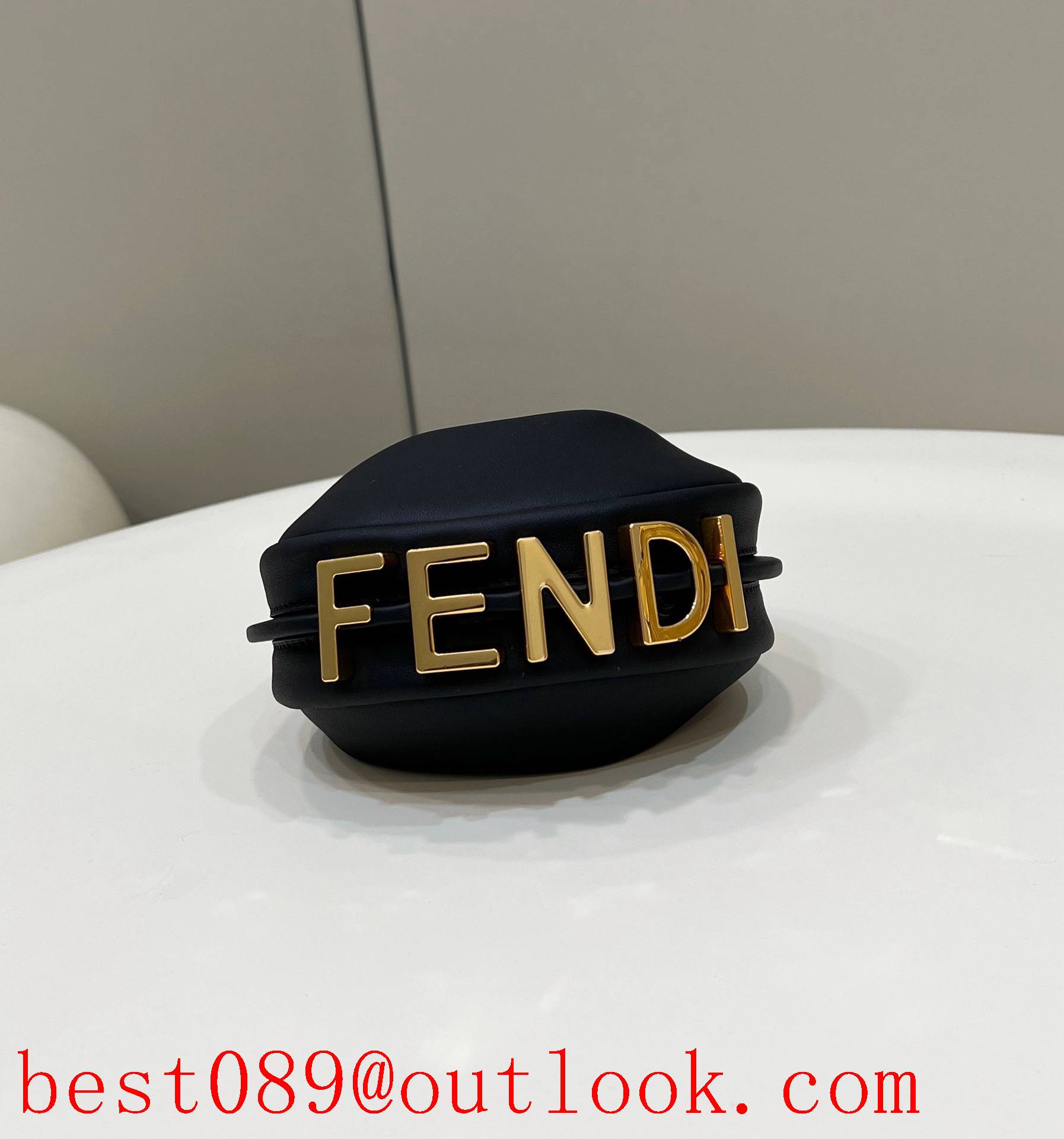 Fendi shot hundred towers Fendigraphy mini black fashionable chain underarm bag 3A copy