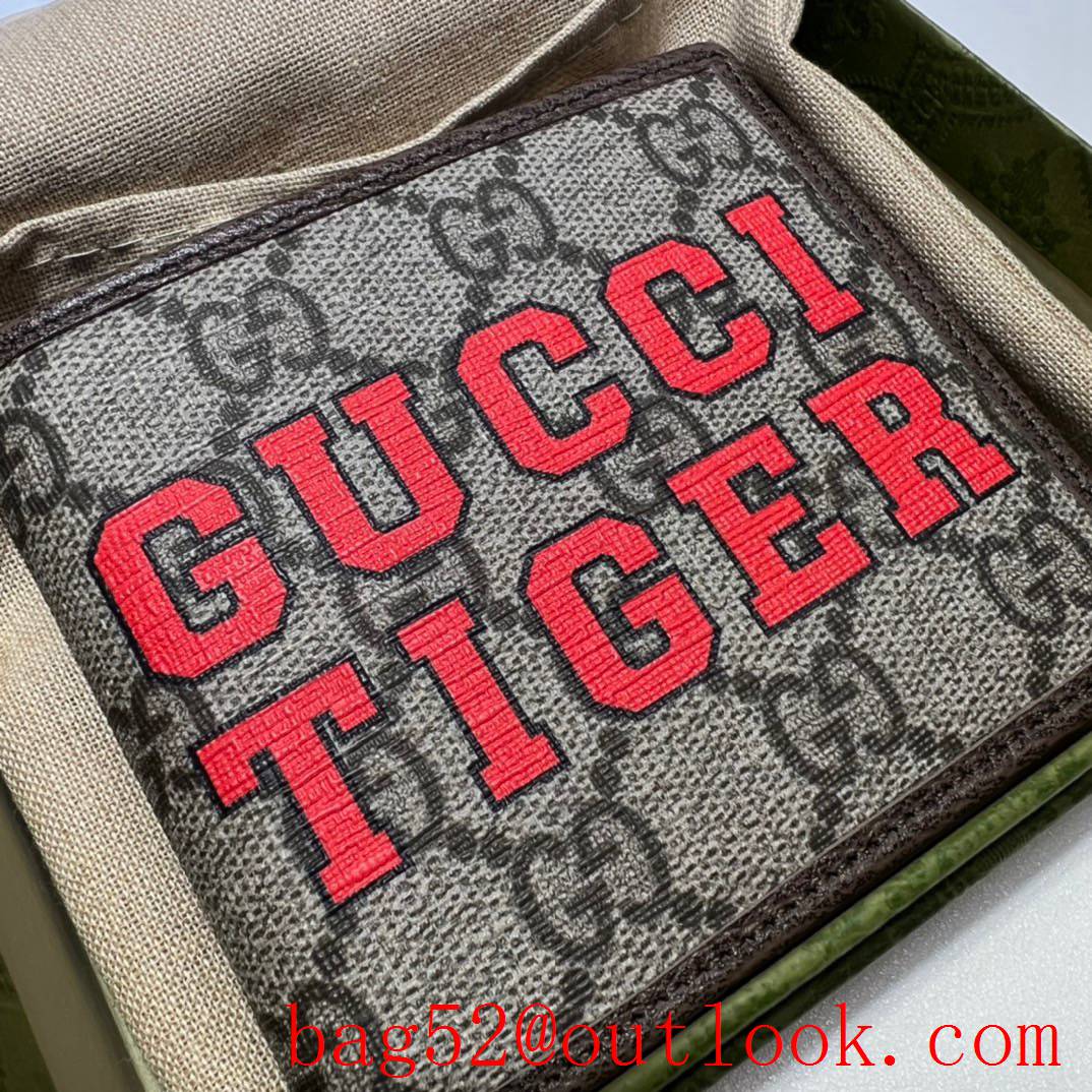 Gucci short red letters 