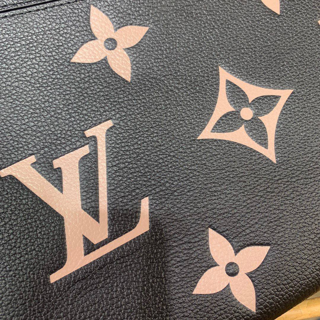 Louis Vuitton LV Monogram Empreinte Leather Daily Pouch Clutch Bag Handbag M81292 Black