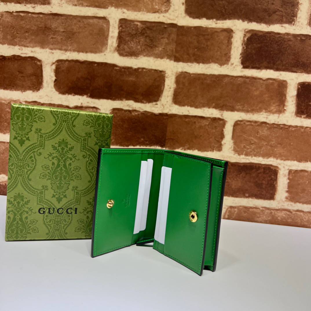 Gucci GG Matelasse Green Leather Card Holder 723786 Bag