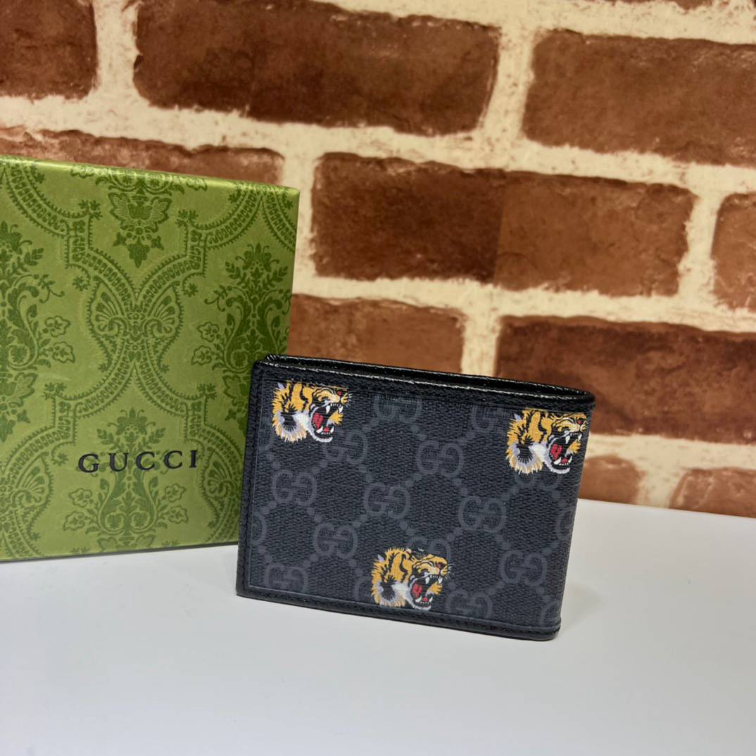 Gucci Black GG Supreme Canvas Short Wallet 673001 Bag