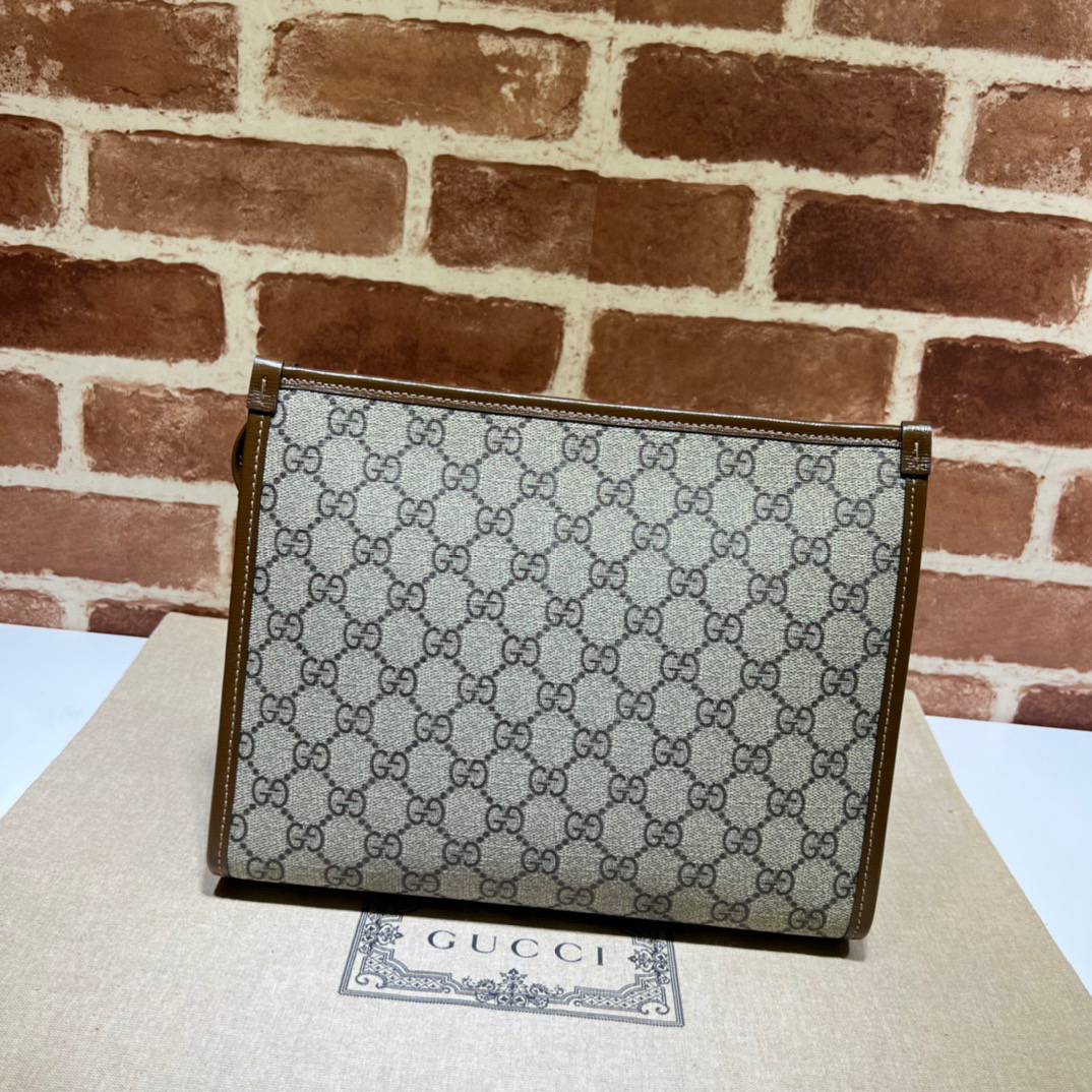 Gucci Beige&Ebony GG Supreme Canvas Beauty Case 672956 Bag with Interlocking G