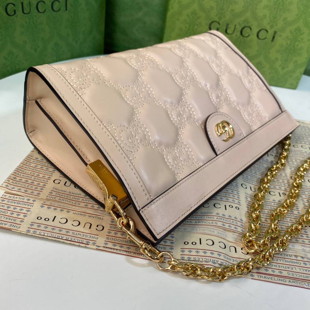 Gucci GG Matelasse Pink Small Shoulder 702200 Bag