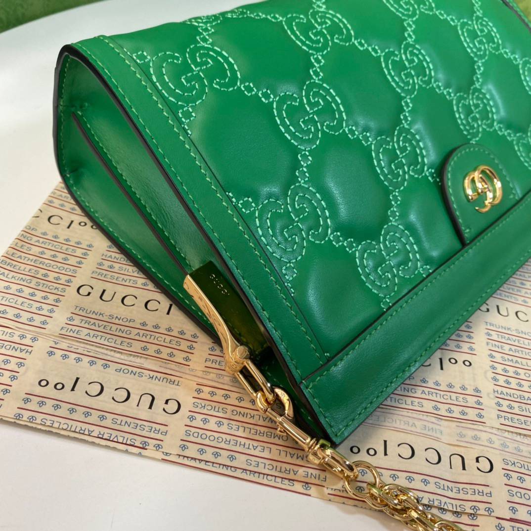 Gucci GG Matelasse Green Small Shoulder 702200 Bag