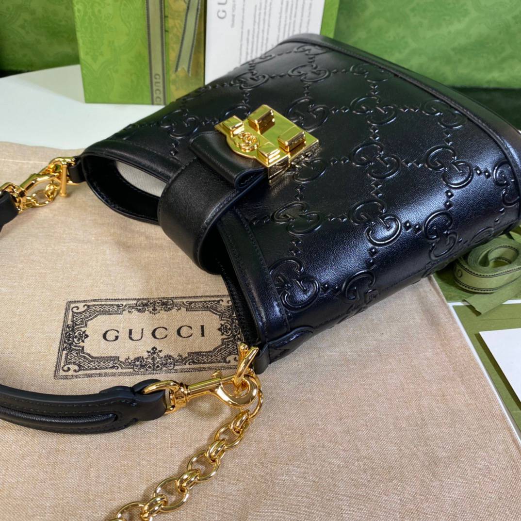 Gucci Black Small Shoulder 696011 Bag with Interlocking G