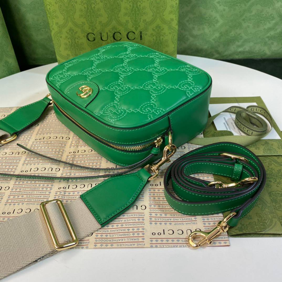 Gucci GG Matelasse Green Small Shoulder702234 Bag
