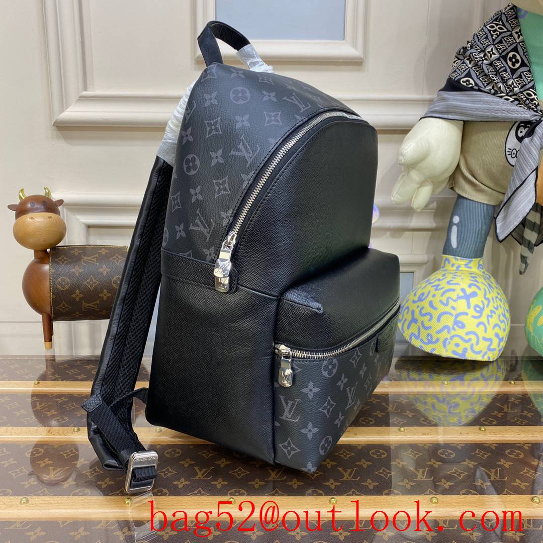 Louis Vuitton LV Men Discovery Small Backpack Bag in Monogram Taiga M30230 Black