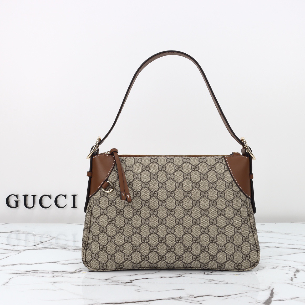 Gucci GG Emblem Medium Shoulder Bag Handbag 815216 Brown