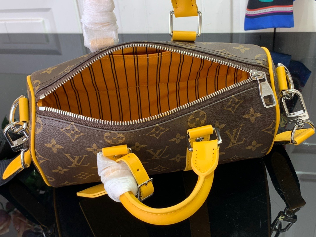 Louis Vuitton LV Men Keepall Bandouliere 25 Bag Handbag M12733 Yellow