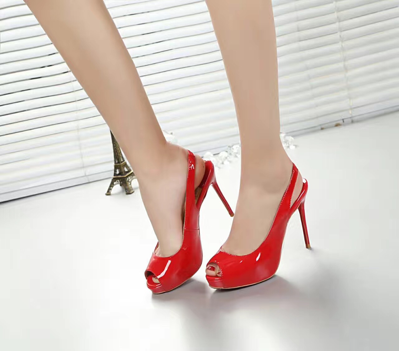 Christian Louboutin CL heels red 10cm sandals shoes