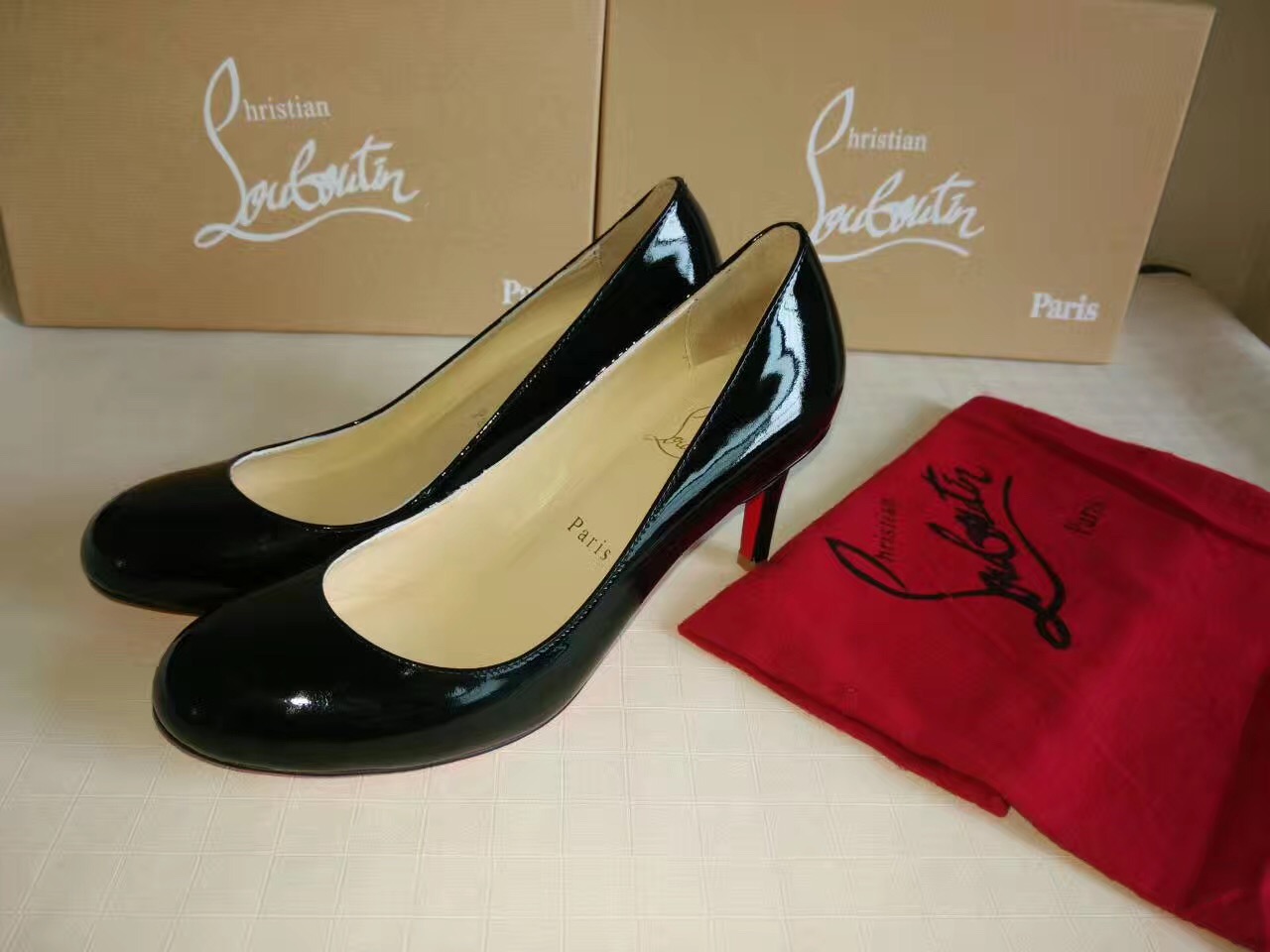 Christian Louboutin CL sandals 7cm heels black shoes
