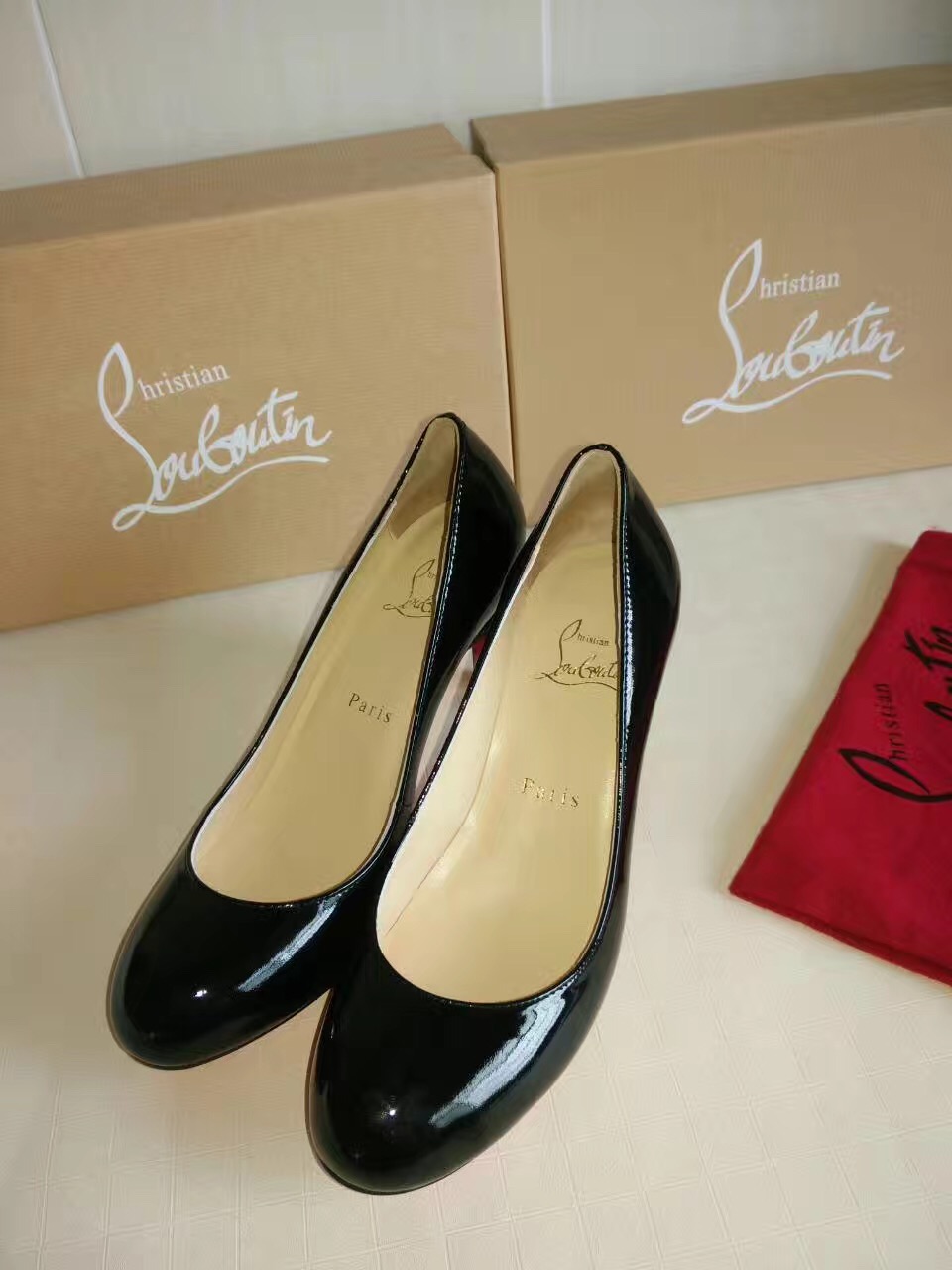 Christian Louboutin CL sandals 7cm heels black shoes