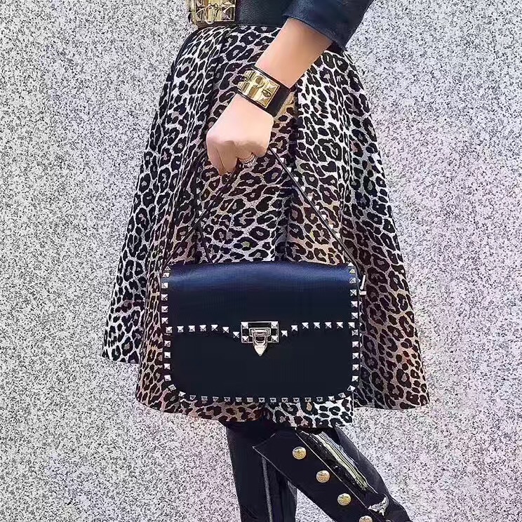 valentino black rockstud shoulder handbags