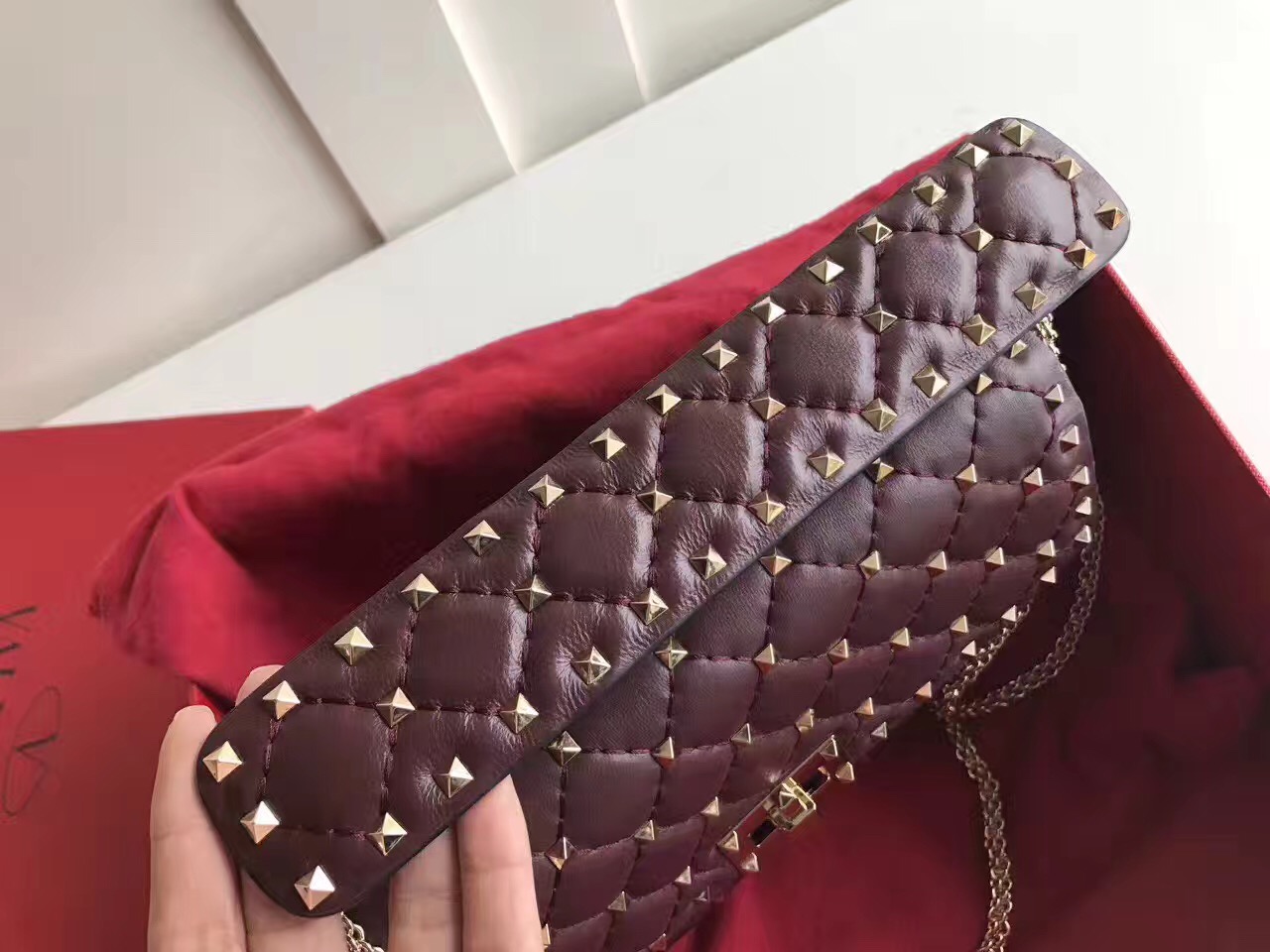 valentino wine rockstud 24cm tote shoulder handbags