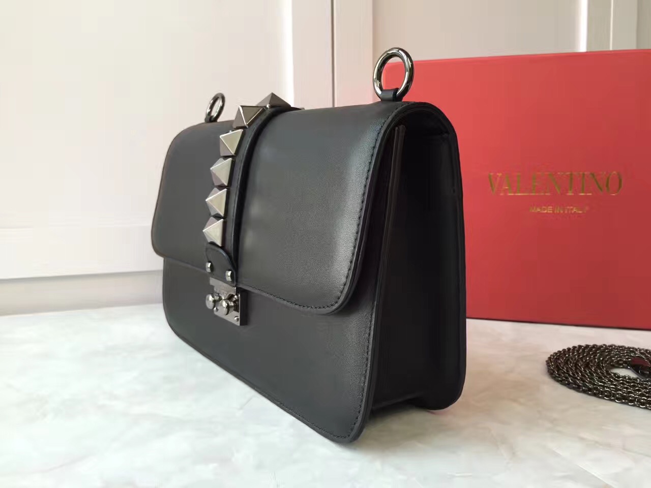 valentino smooth black cross large chain body handbags