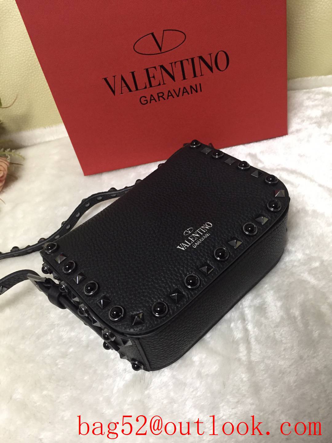 Valentino Rockstud Small Grainy Calfskin Shoulder Bag Black