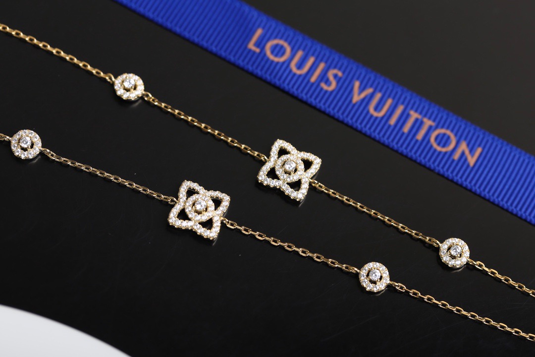 Louis Vuitton LV Monogram Les Ardentes 18K Necklace Gold