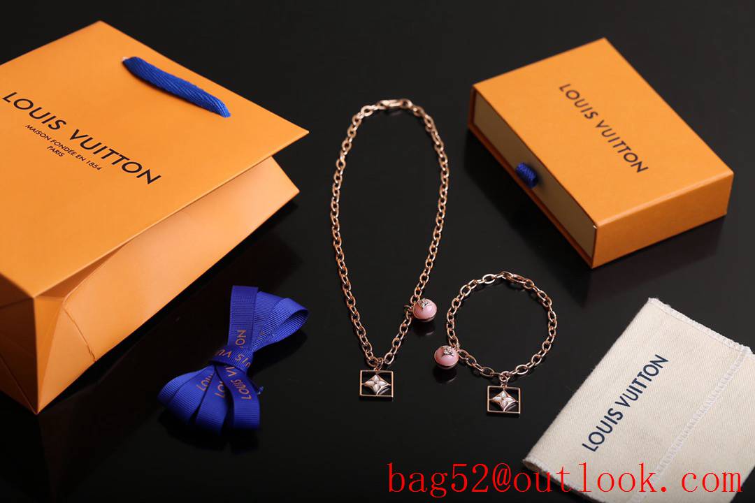 Louis Vuitton LV B Blossom Monogram Necklace