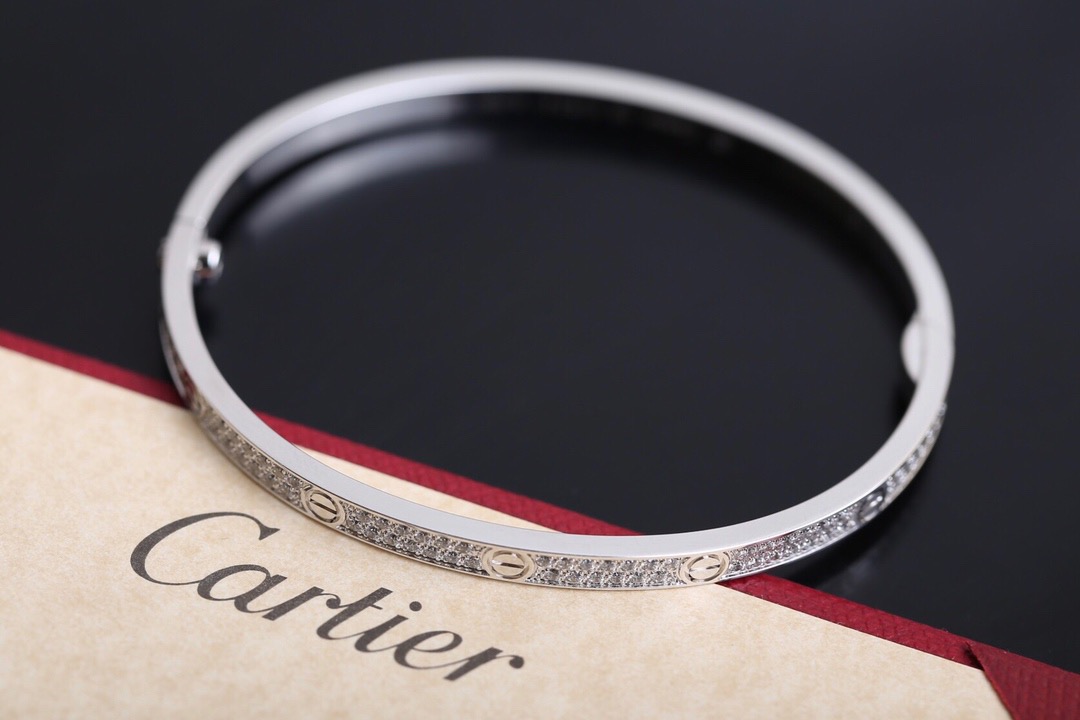 Cartier Love 18K Bracelet Bangle with Full Diamonds Silver