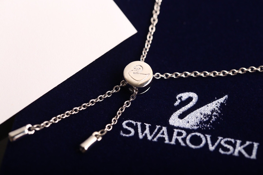 Swarovski Lifelong Bow Bracelet
