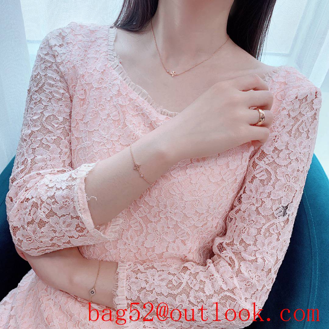 Louis Vuitton LV Idylle Blossom Necklace 2 Colors