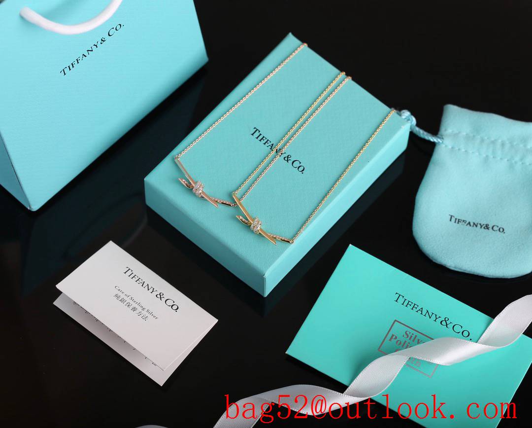 Tiffany New Knot 18K Necklace in Gold and Rose Gold