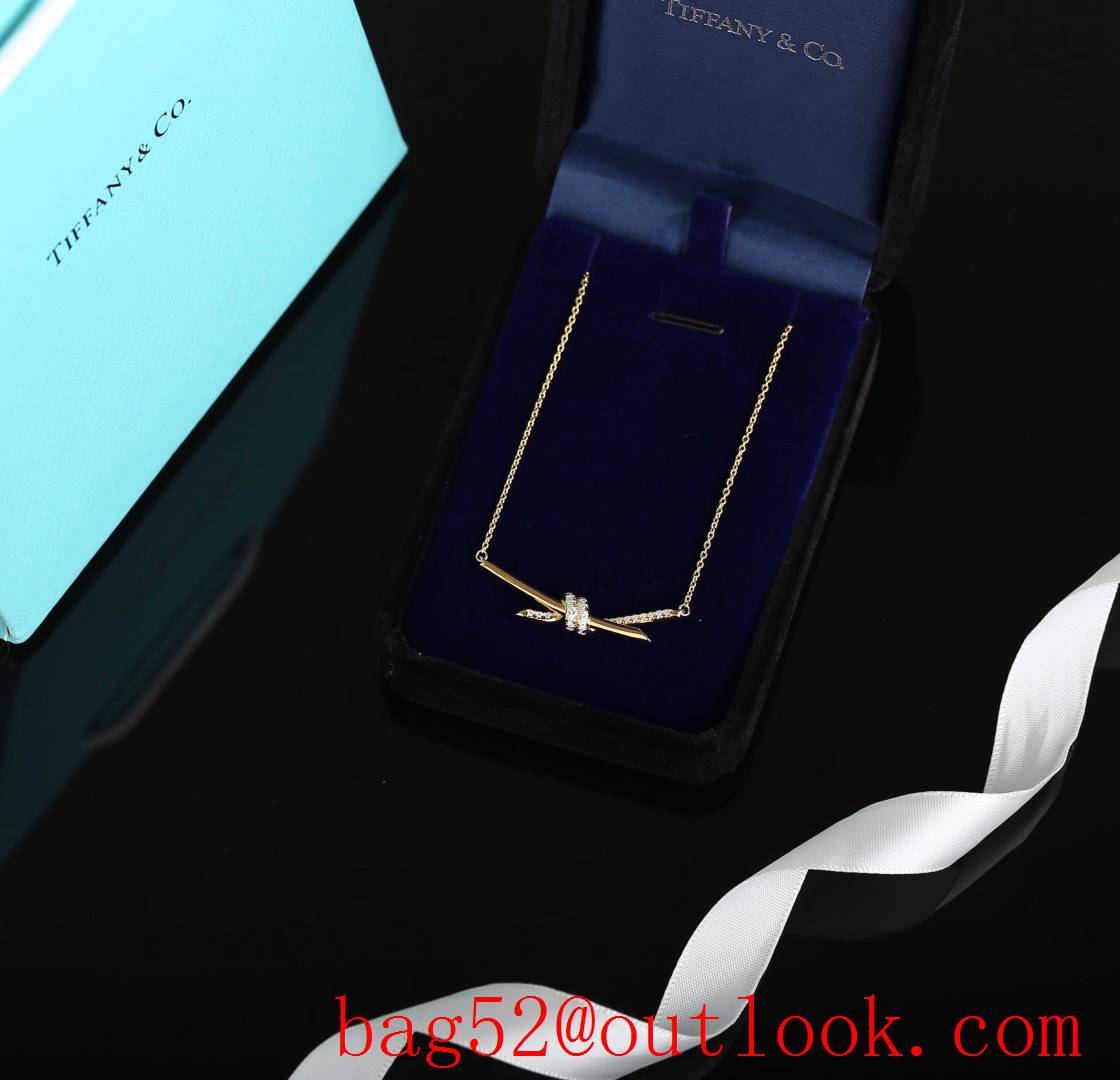 Tiffany New Knot 18K Necklace in Gold and Rose Gold